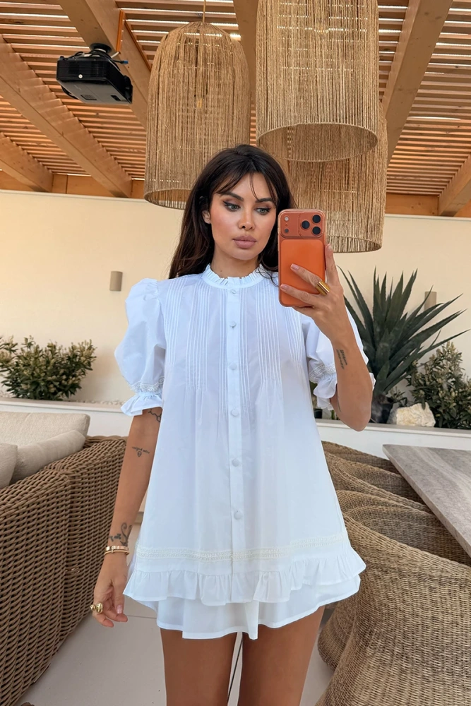 Sheila – Women’s White Set with Decorative Trims ‘Preseline’**